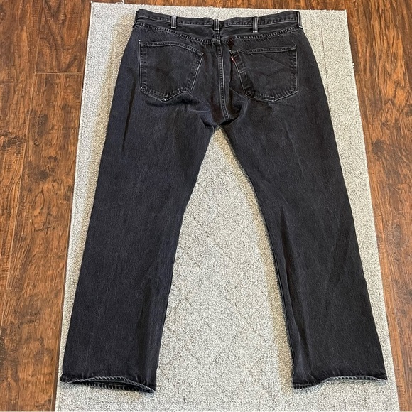 Levis Jeans Mens 40x32(31) Black 501 Straight Regular Button Fly Denim - Picture 8 of 10